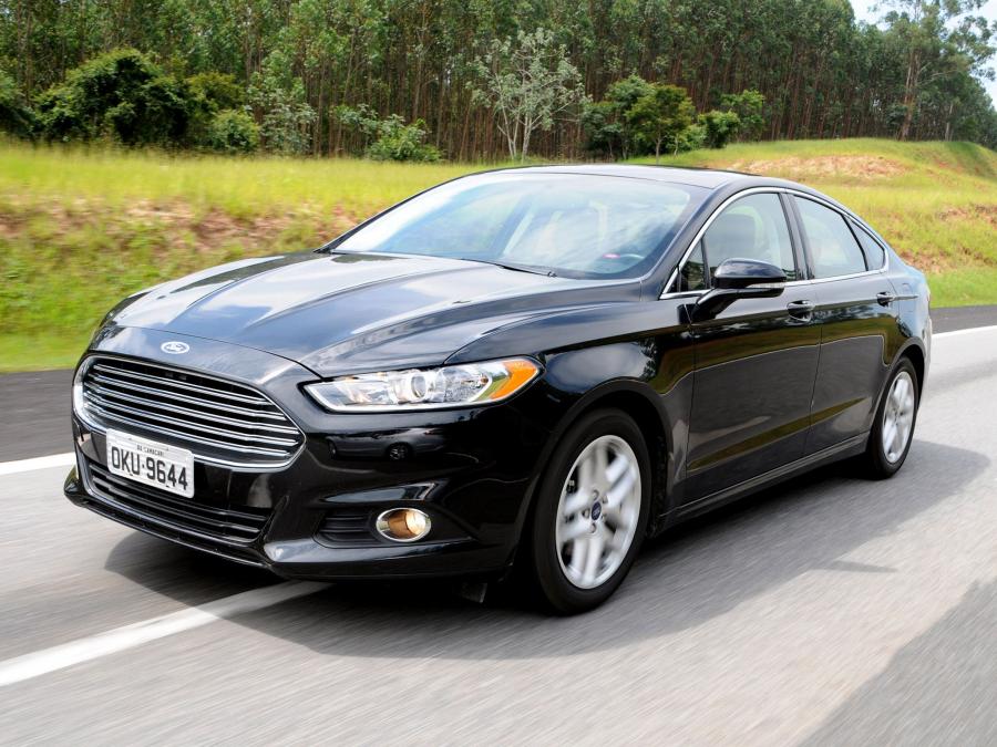  Ford Fusion 2013 года  (BR) (фото 14 из 27)